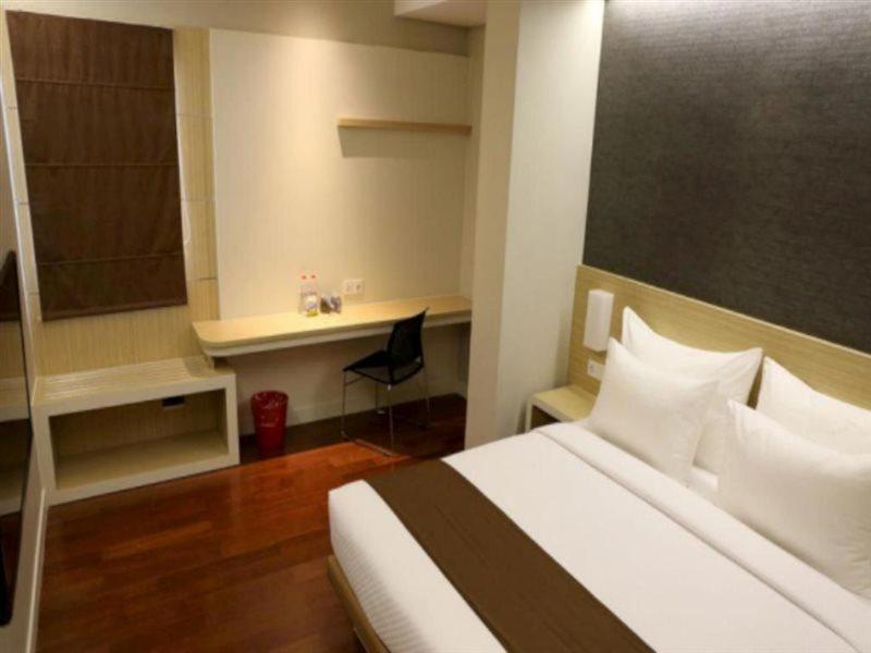 Grand Citihub Hotel @Kartini Bandar Lampung Esterno foto